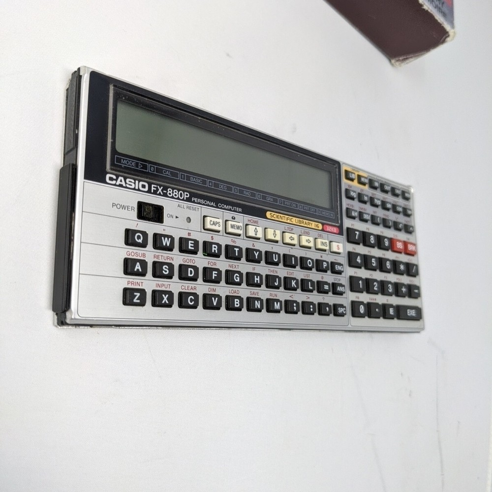 CASIO FX-880P Personal Computer Calculator 116 lib 32k Basic - Works (Vintage)
