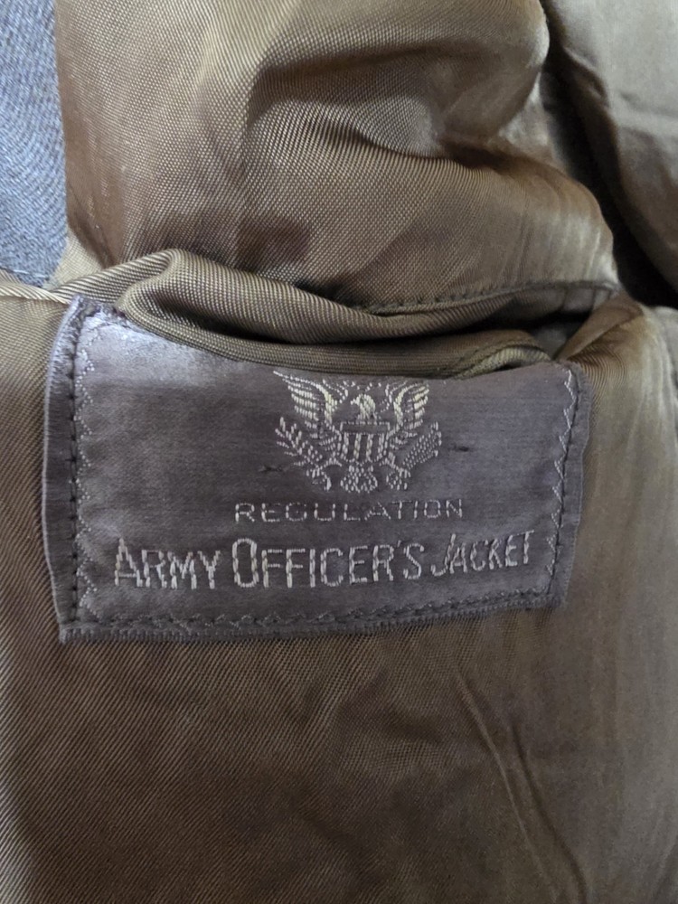 Original 1944 U.S. ARMY OFFICERS JACKET VERY CLEAN