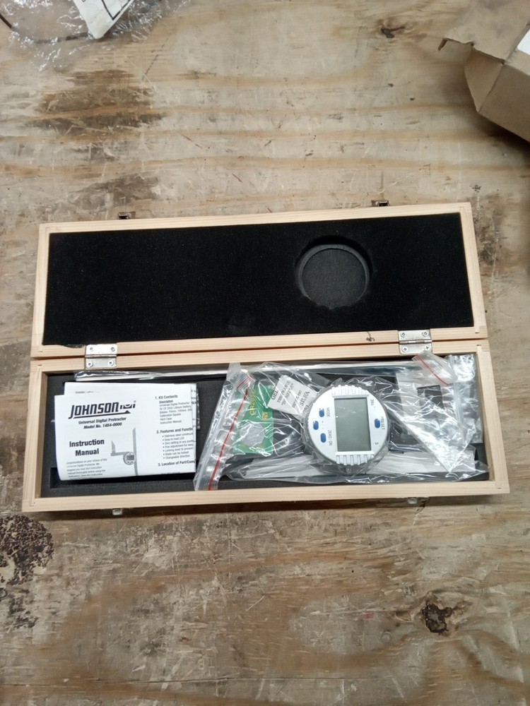 Johnson Universal Digital Protractor 1454-0000