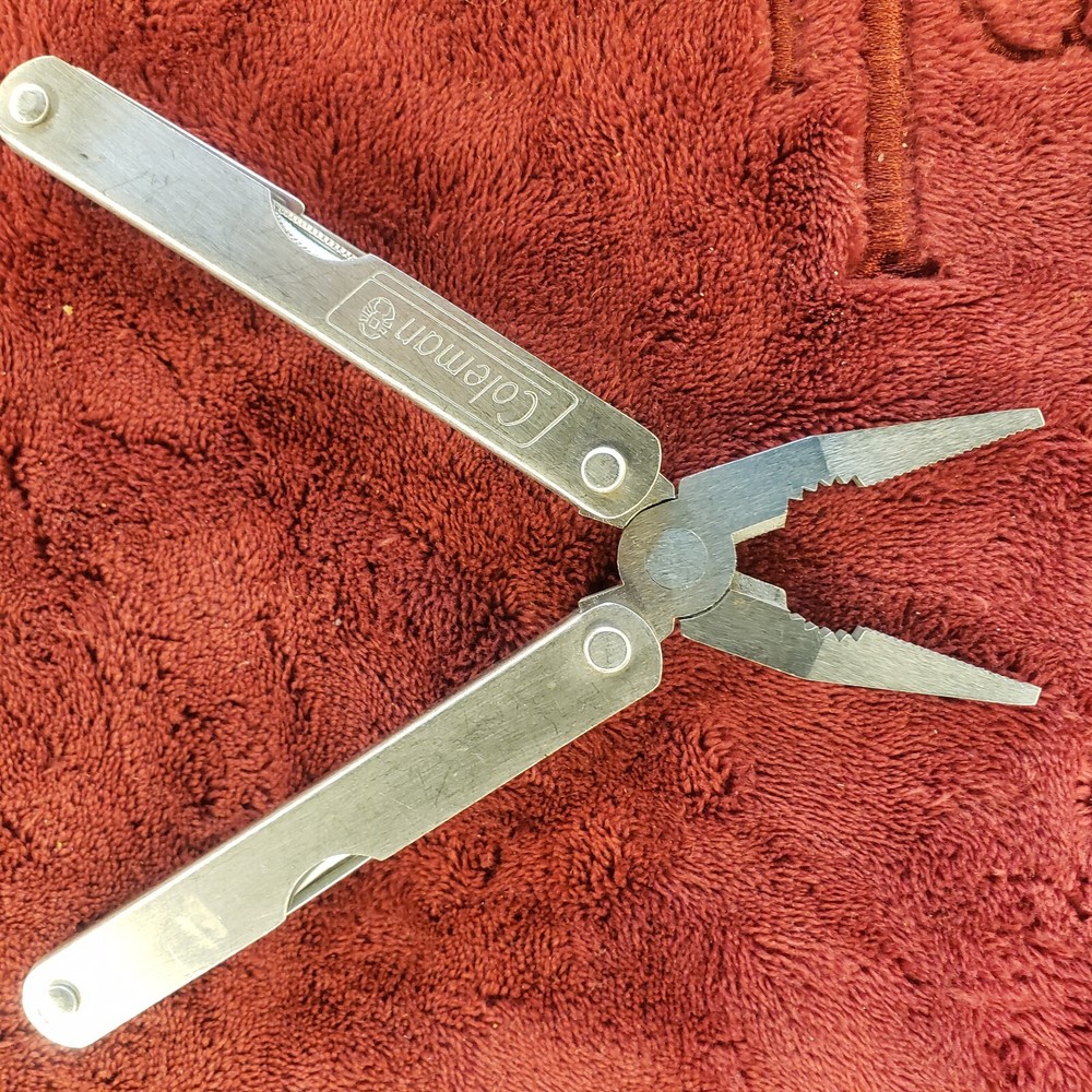 Coleman Folding Multi Knife Tool multitool