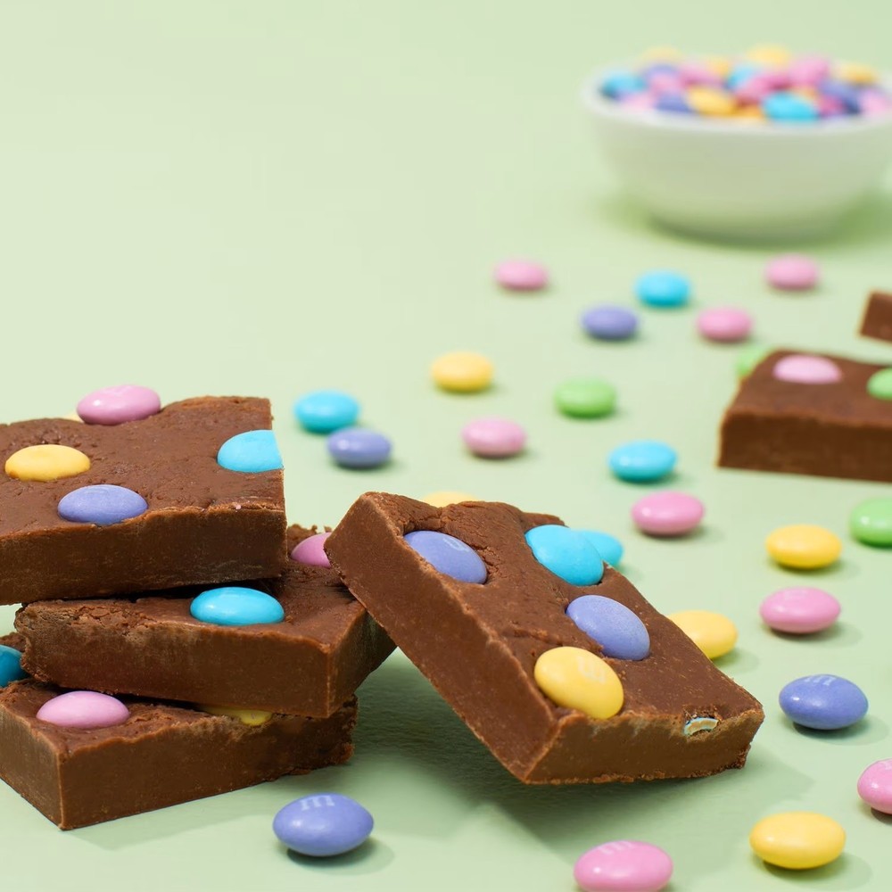 M&M's Milk Chocolate Assorted Pastel Easter Candy Bulk Jar 62 oz