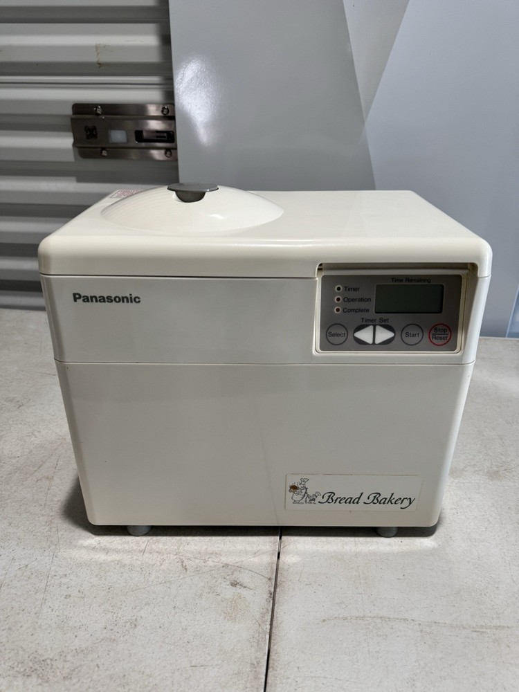 Panasonic SD-BT2P White Bread Bakery Automatic 1 Pound Bread Maker Machine japan
