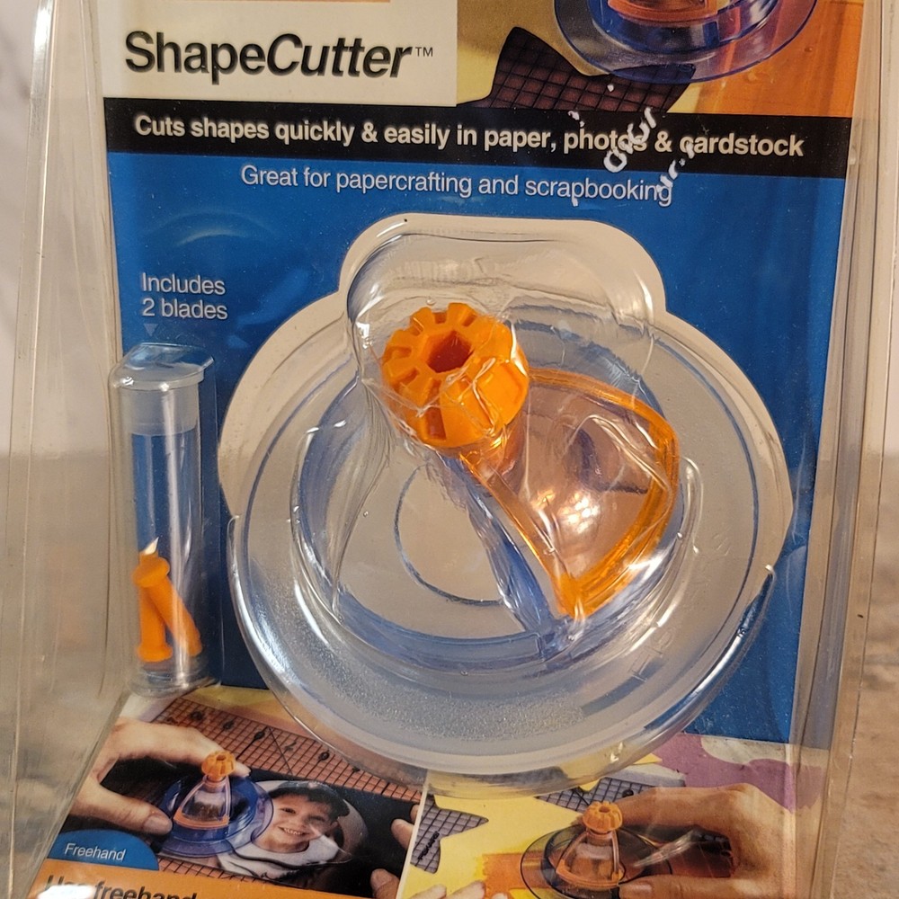 FISKARS SHAPECUTTER CRAFTING TOOL - SEALED
