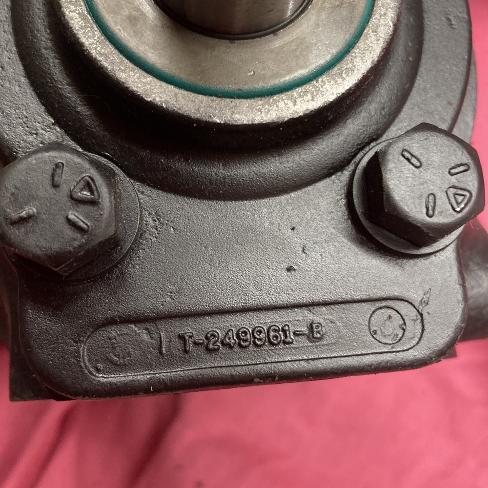 CAT TU-FLO 501 Compressor Caterpillar Bendix 249960 3208 ?