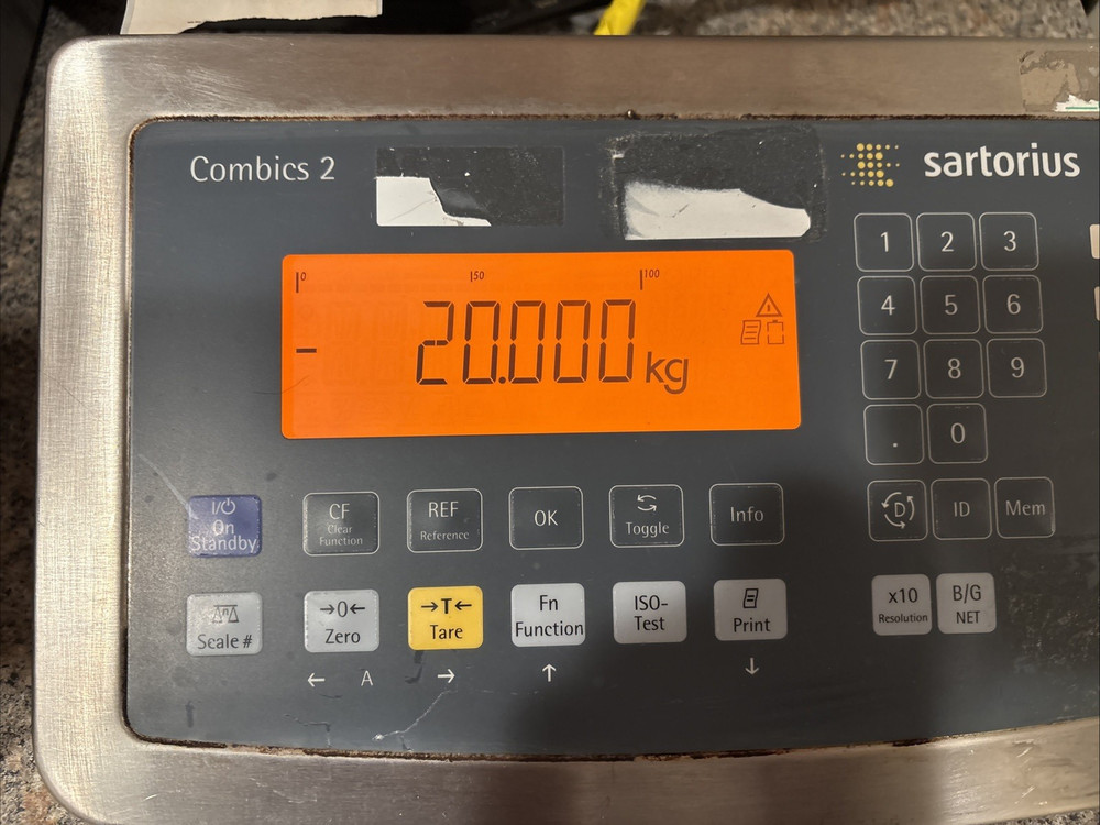 Sartorius CAPS1U-100EE-LU Scale, Combics 2 Display / In Rough Shape