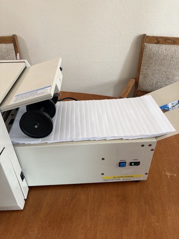 FORMAX FD2052 High-Volume Folder Sealer w/Conveyor