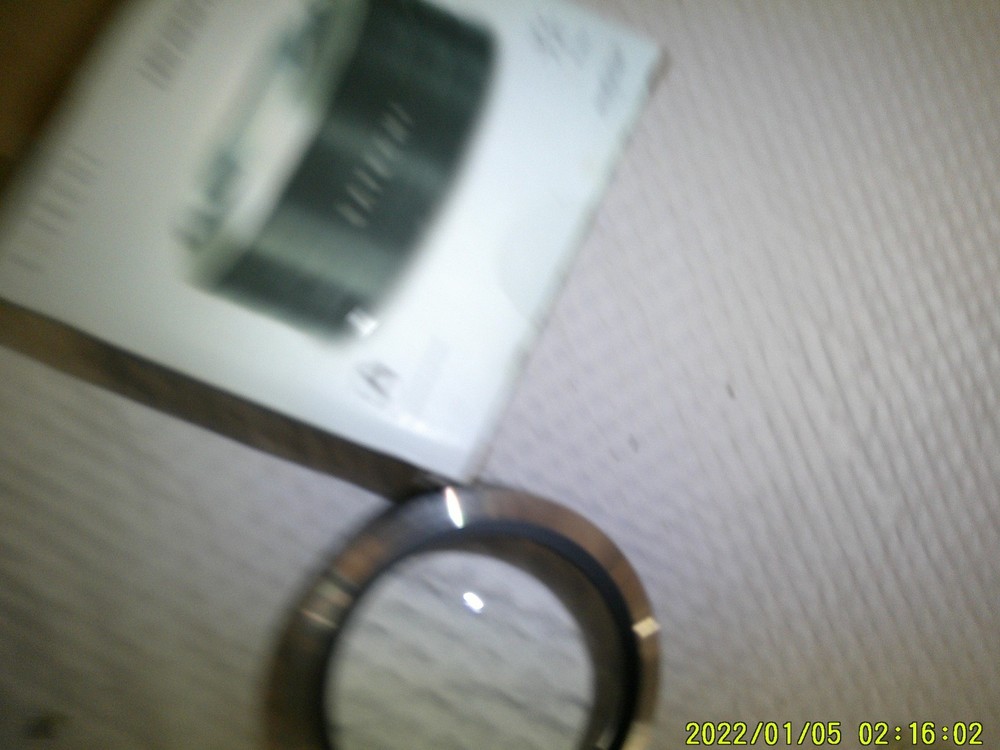 SATECHI LED DESKTOP MAGNIFIER UNTESTED WITH CASE
