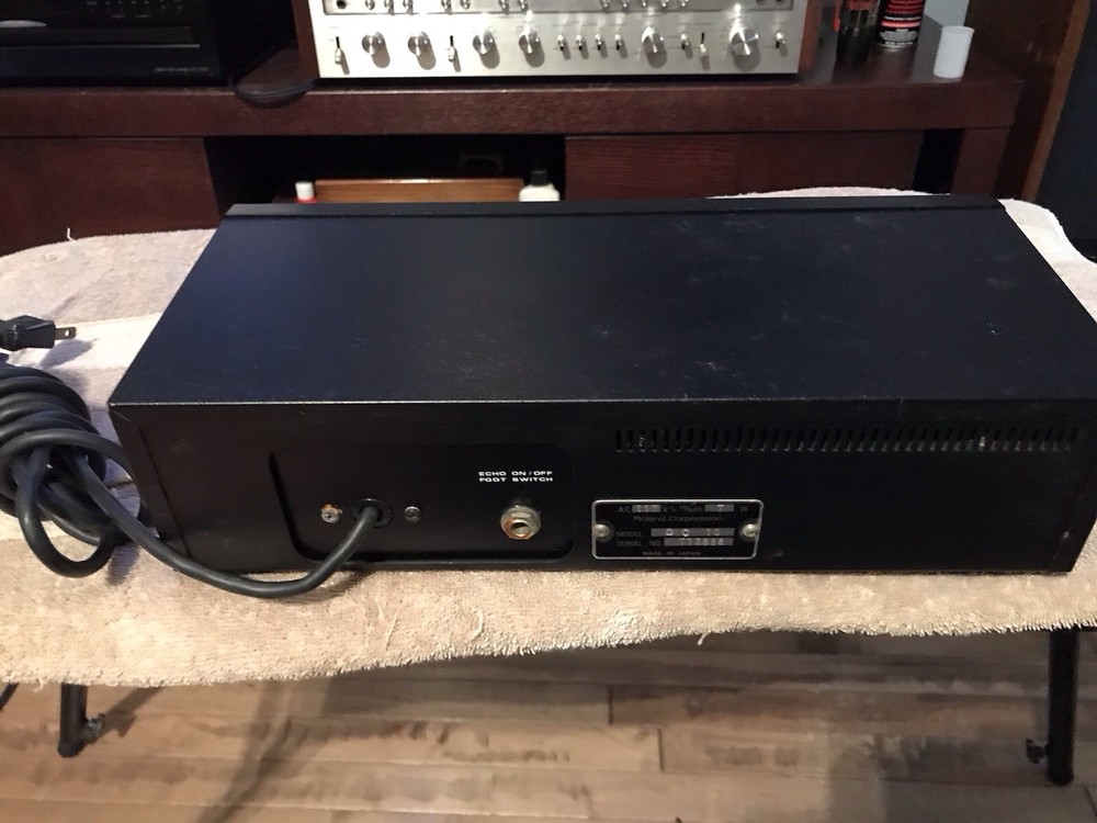 Roland DC-10 ANALOG ECHO