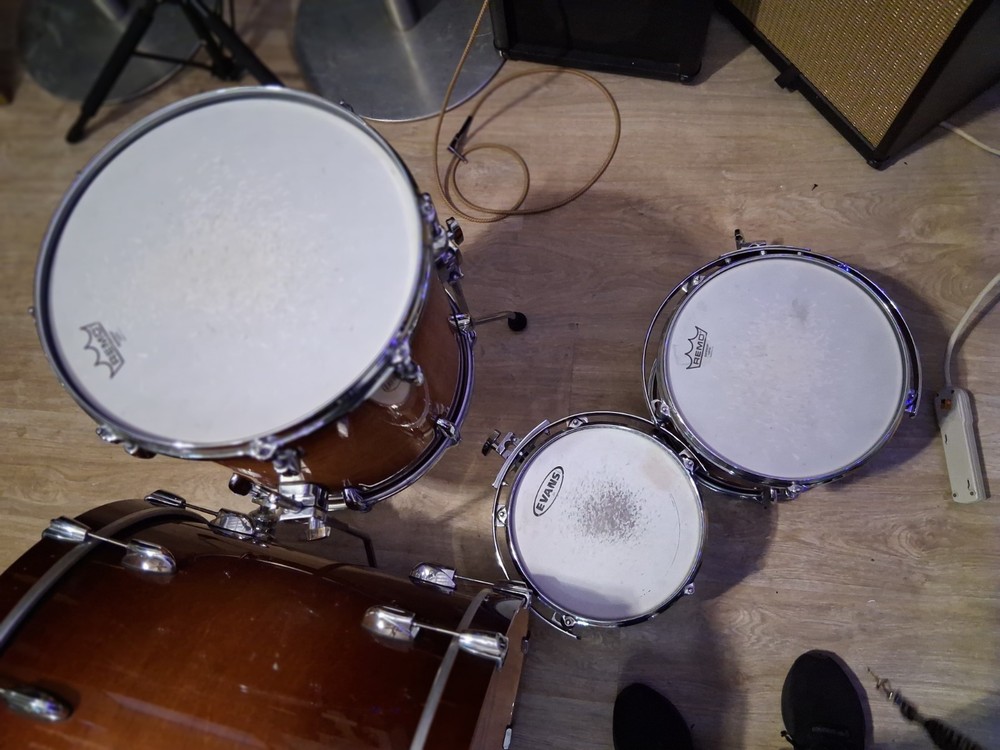 4 PC Gretsch Renown Maple Shell kit Autumn Burst