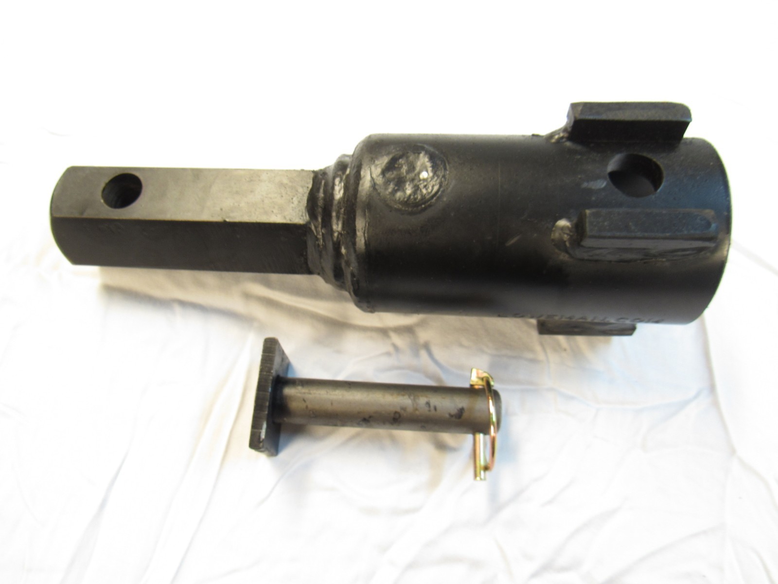 Lowe Auger Bit Conversion Adapter, 2 9/16 Round to 2 Hex