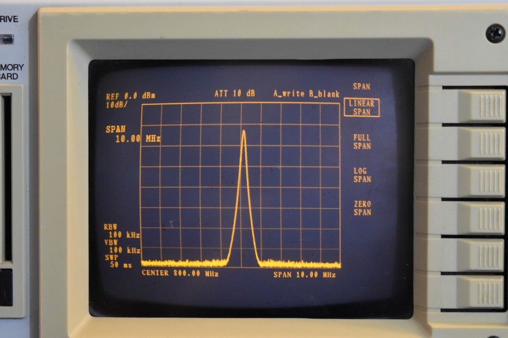 Advantest R3261A Spectrum Analyzer, 9 kHz - 2.6 GHz