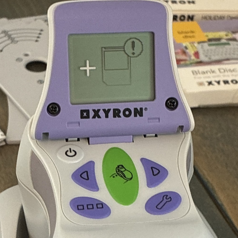 Xyron Disc Maker 48371 + Design Runner Cordless Printer Bundle w/D Discs (C9)