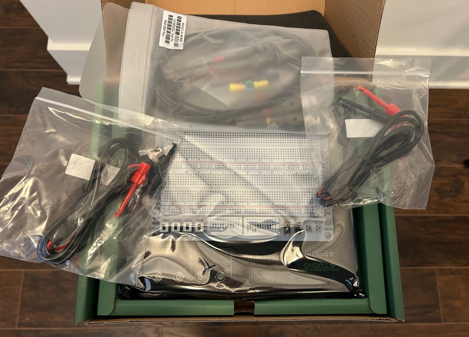 Digilent Analog Discovery Studio: Portable circuits laboratory -(SKU: 471-031)