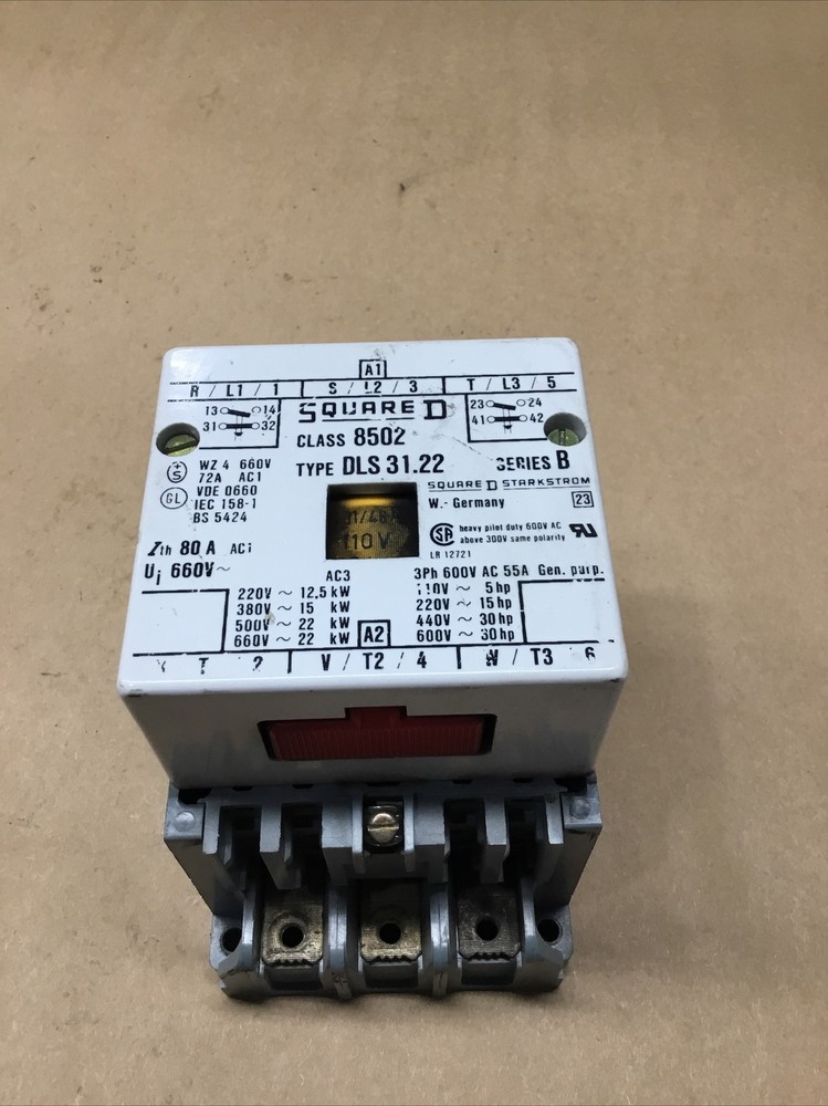 Square D Contactor Type:DLS31.22 Class:8502 Ser:B  #704B82PR3