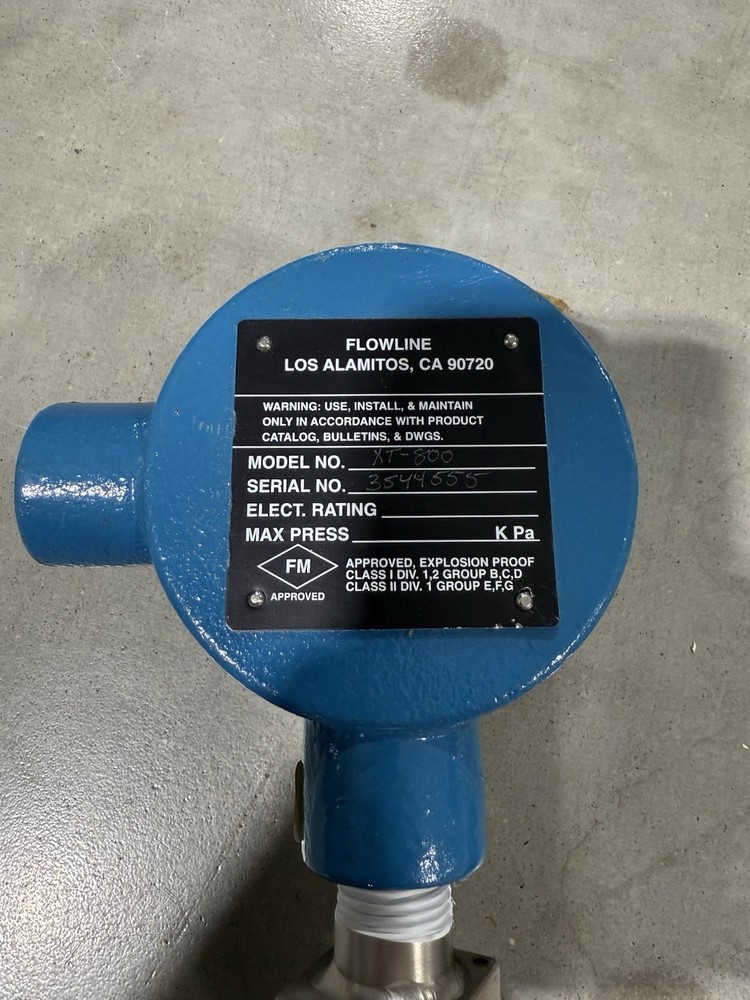 Flowline / Gems LV50-S001 / XT-800 FloatTek Explosion Proof Vertical Transmitter