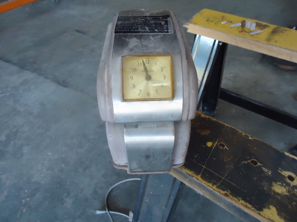 VINTAGE ANTIQUE DECO TIME PUNCH CLOCK 50'S SIMPLEX