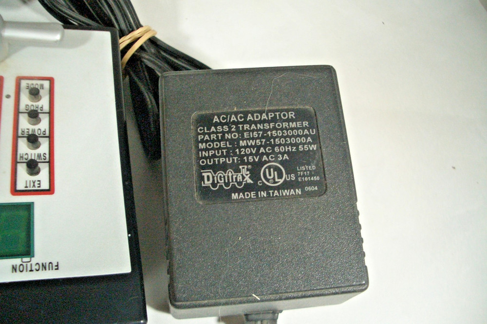 Digitrax Zephyr Command Control Set - DCS 50 With DB200+ Booster