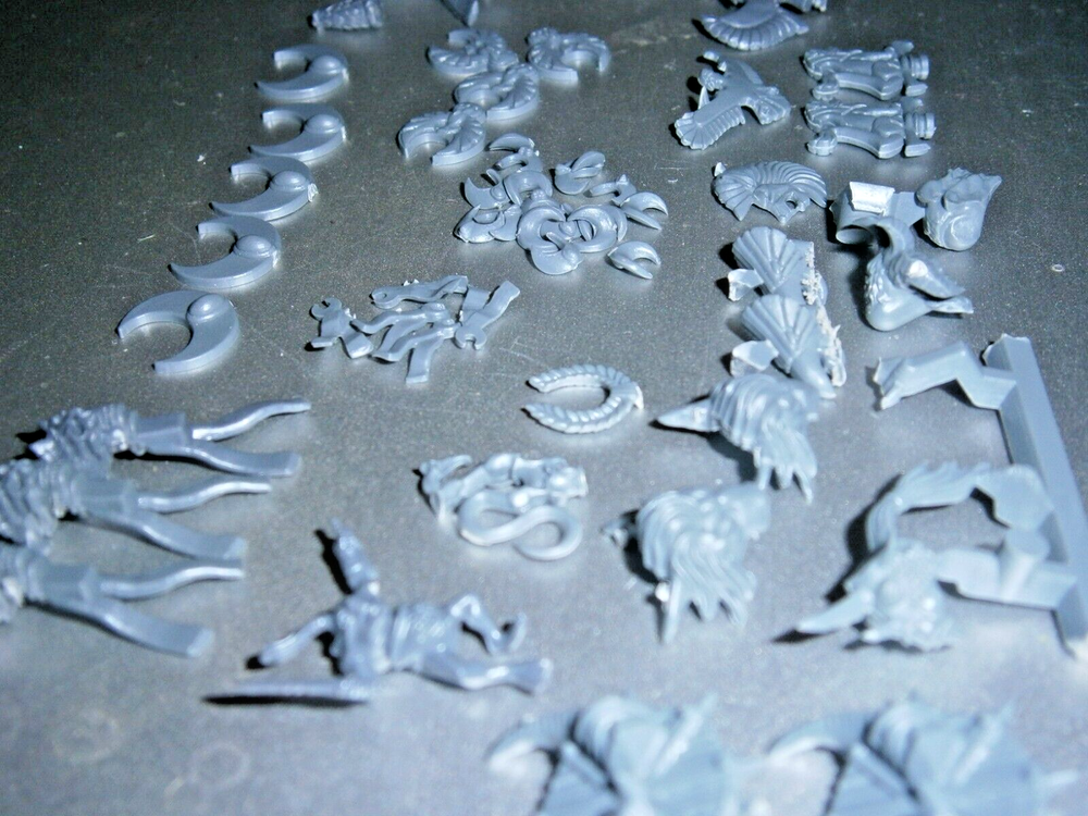 Warhammer various standard/flag add-on bits x64 pieces