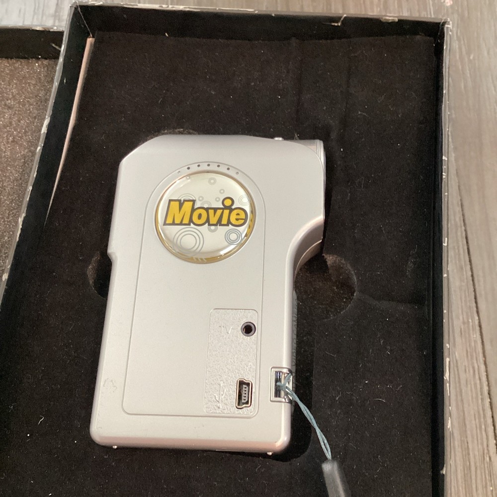 Sonic Snapbox DV51 Digital Video Camera 12 Megapixel