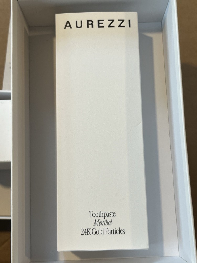 Aurezzi 24k Gold Particles Toothpaste - Menthol