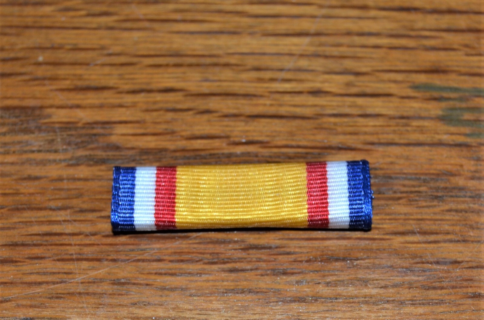 Honorable Service Ribbon Bar (No Pin)  (Ruptured Duck) Army Navy USCG USAF USMC