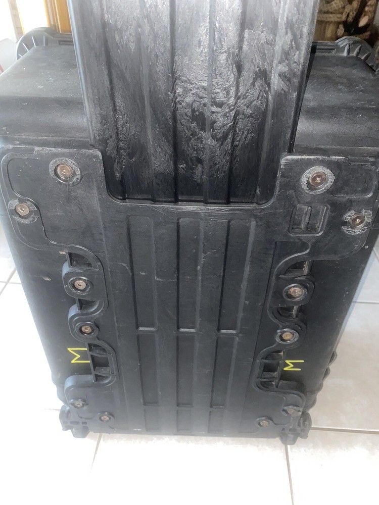 Pelican 1610 Case Rolling Wheels With Handle