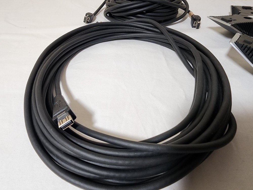 2 POLYCOM SPEAKERS 2201-23313-003 CABLES Polycom EPTZ-2 EagleEye Acoustic Camera