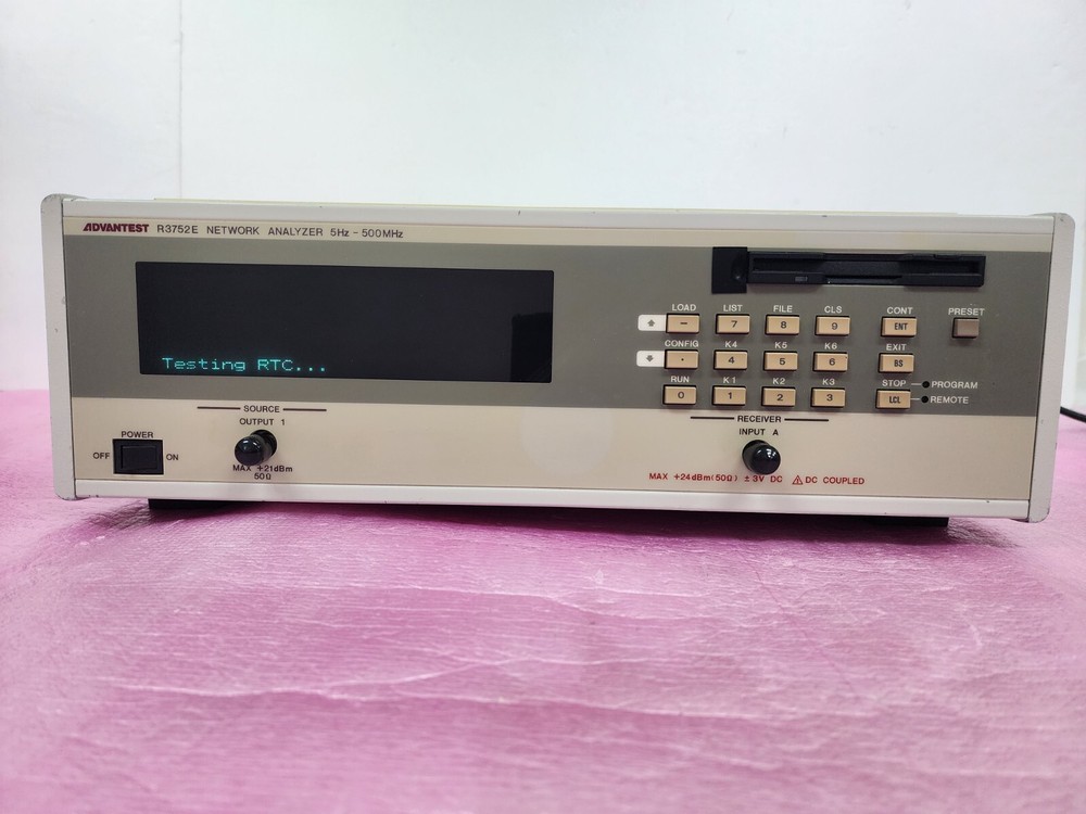 ADVANTEST R3752E Network Analyzer 5 Hz to 500 MHz, Output 1, Input A(Receiver)