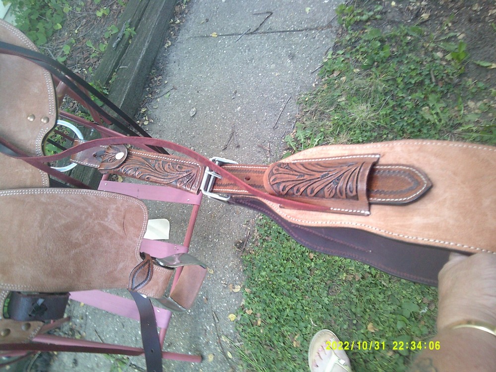 15 inch roping saddle No Name
