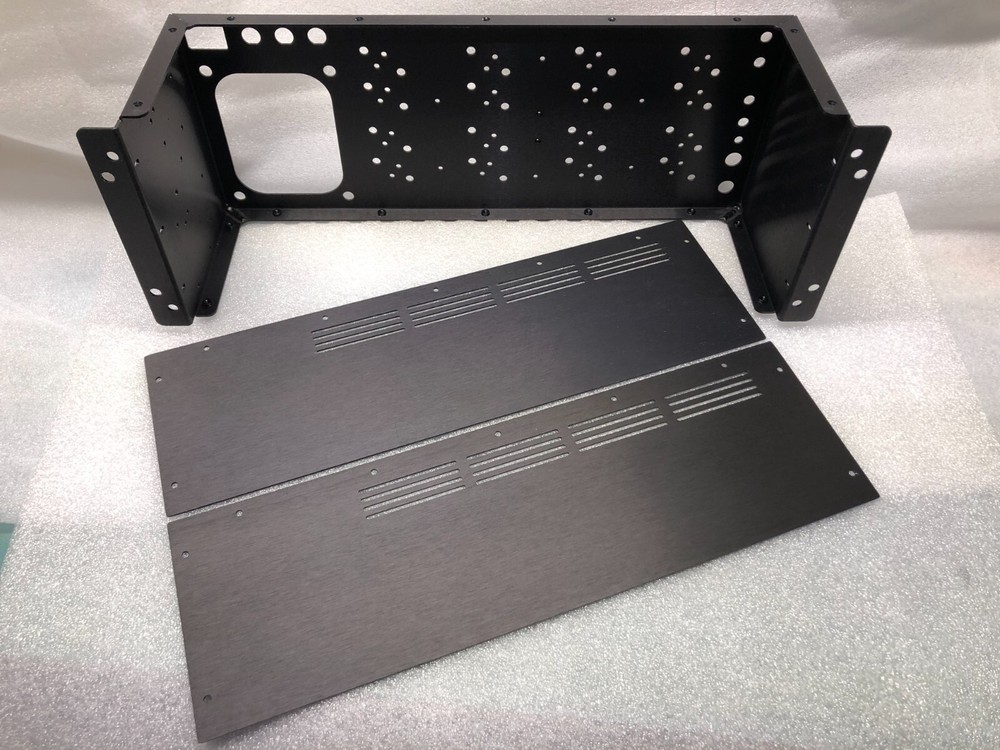 Phase Linear PL400 Amplifier Upgrade Chassis - White Oak Audio Design