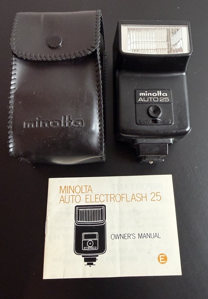 Minolta Auto 25 Flash Electroflash Shoe Mount w/Case