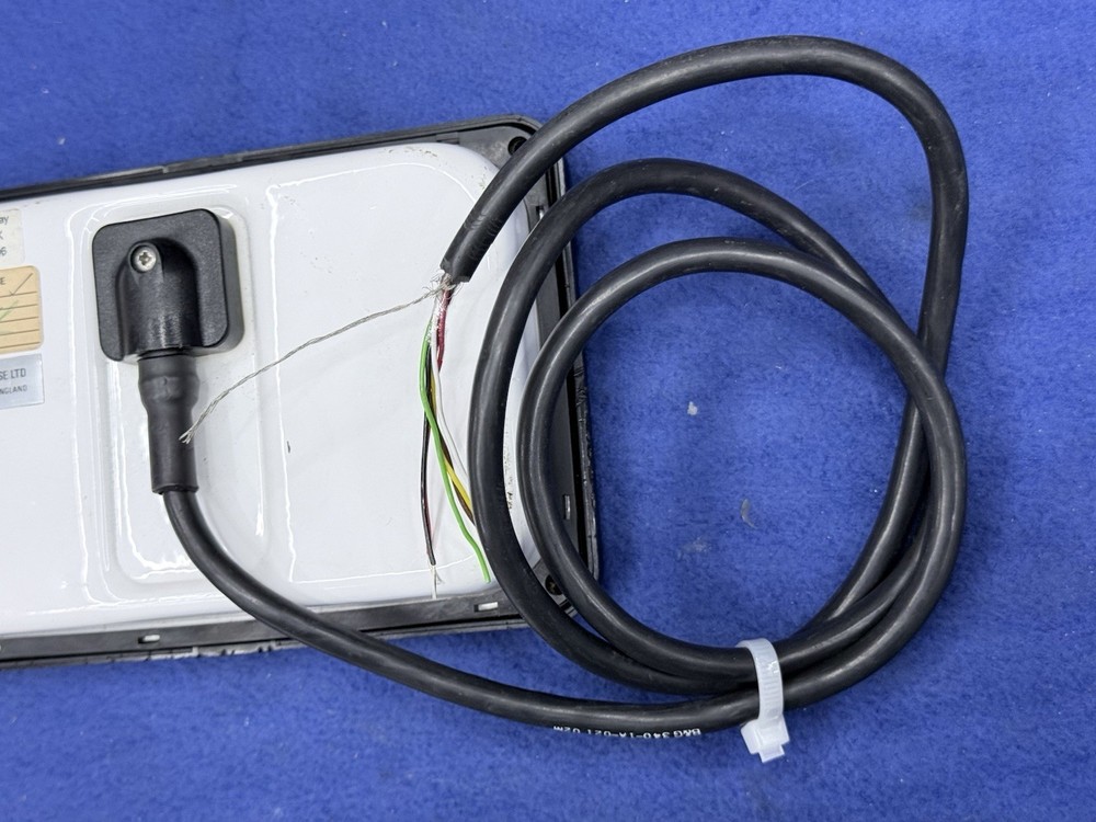 B&G Hydra 2 Non-NMEA 8 Button FFD Full Function Instrument Display