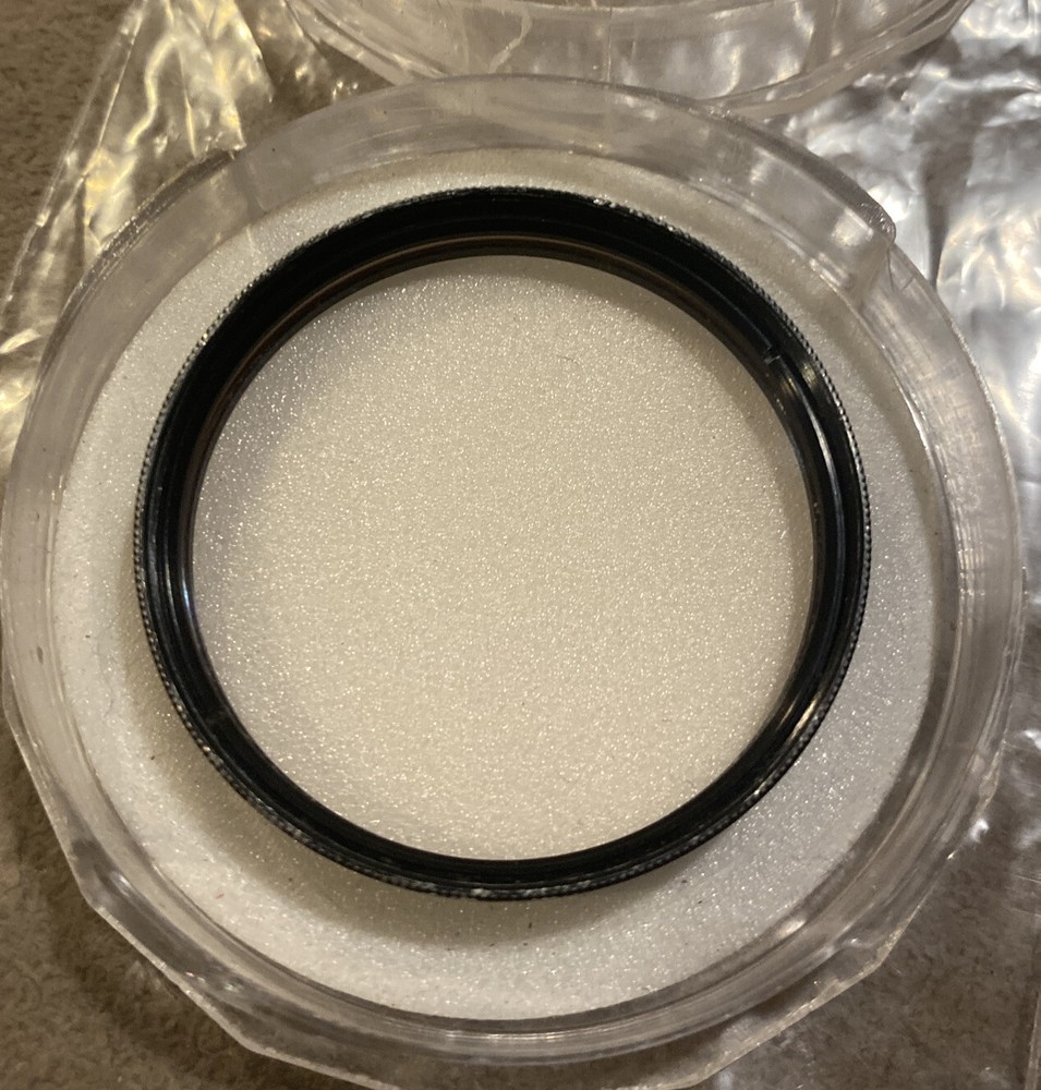 YASHICA 40.5mm 1A Skylight Filter w/ Case