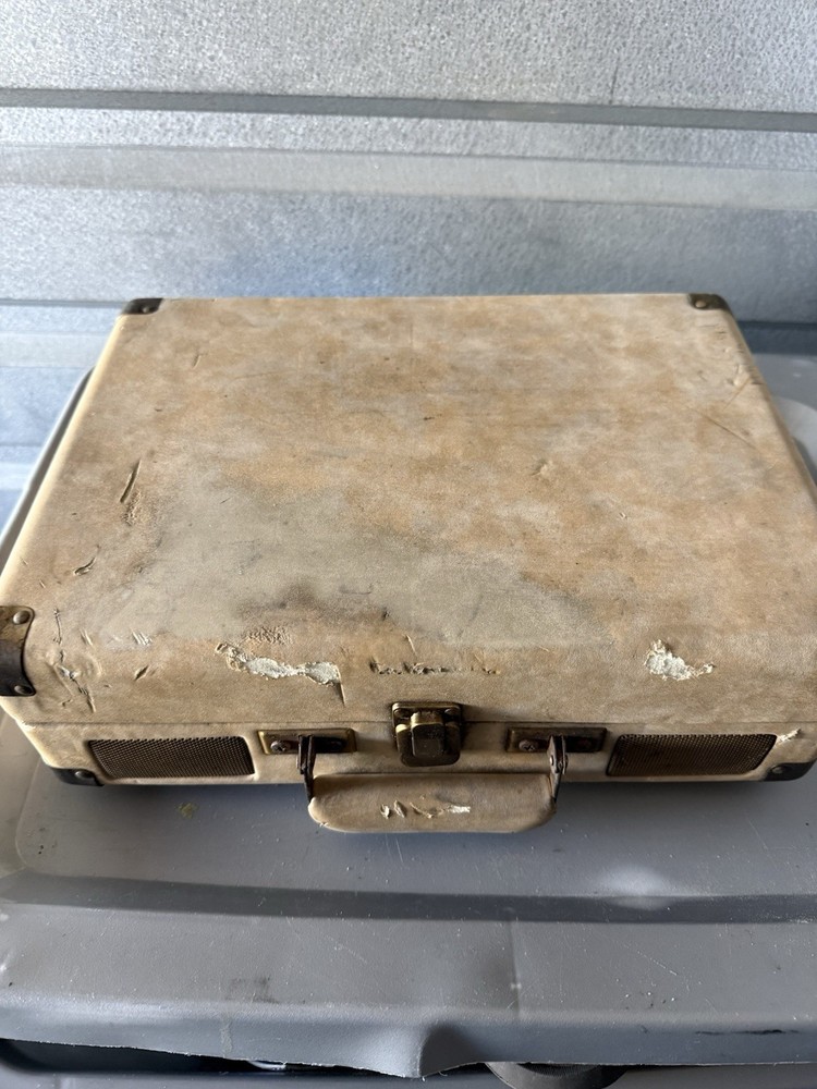 Crosley Bluetooth Suitcase Turntable Record Player – Beige – Tested Working
