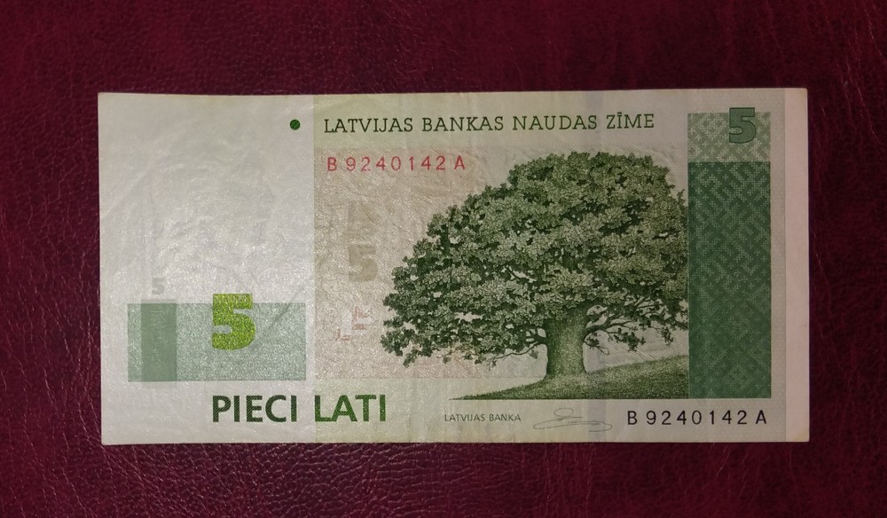 Latvia 5 lati banknote,2009year,normal condition