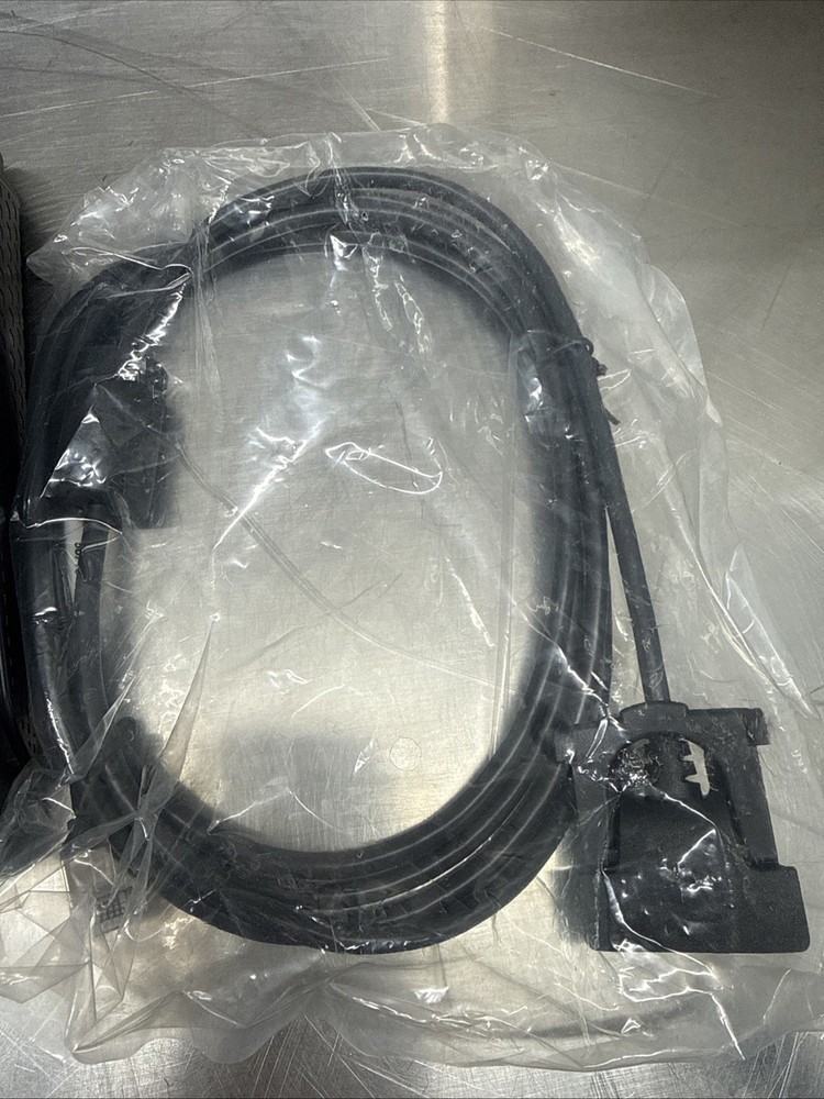 Ingenico iPP320 Payment Terminal with Connector Cable & Manual