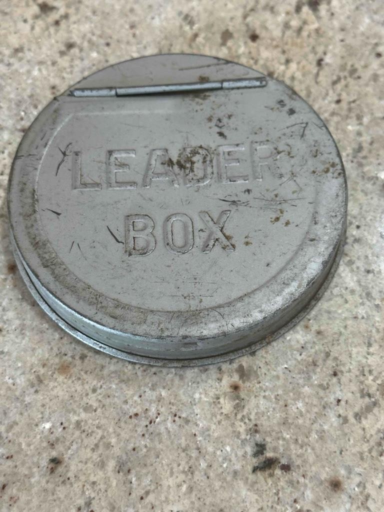 Vintage Aluminum 4" LEADER BOX Embossed Lid For Fly Fishing Leader Line