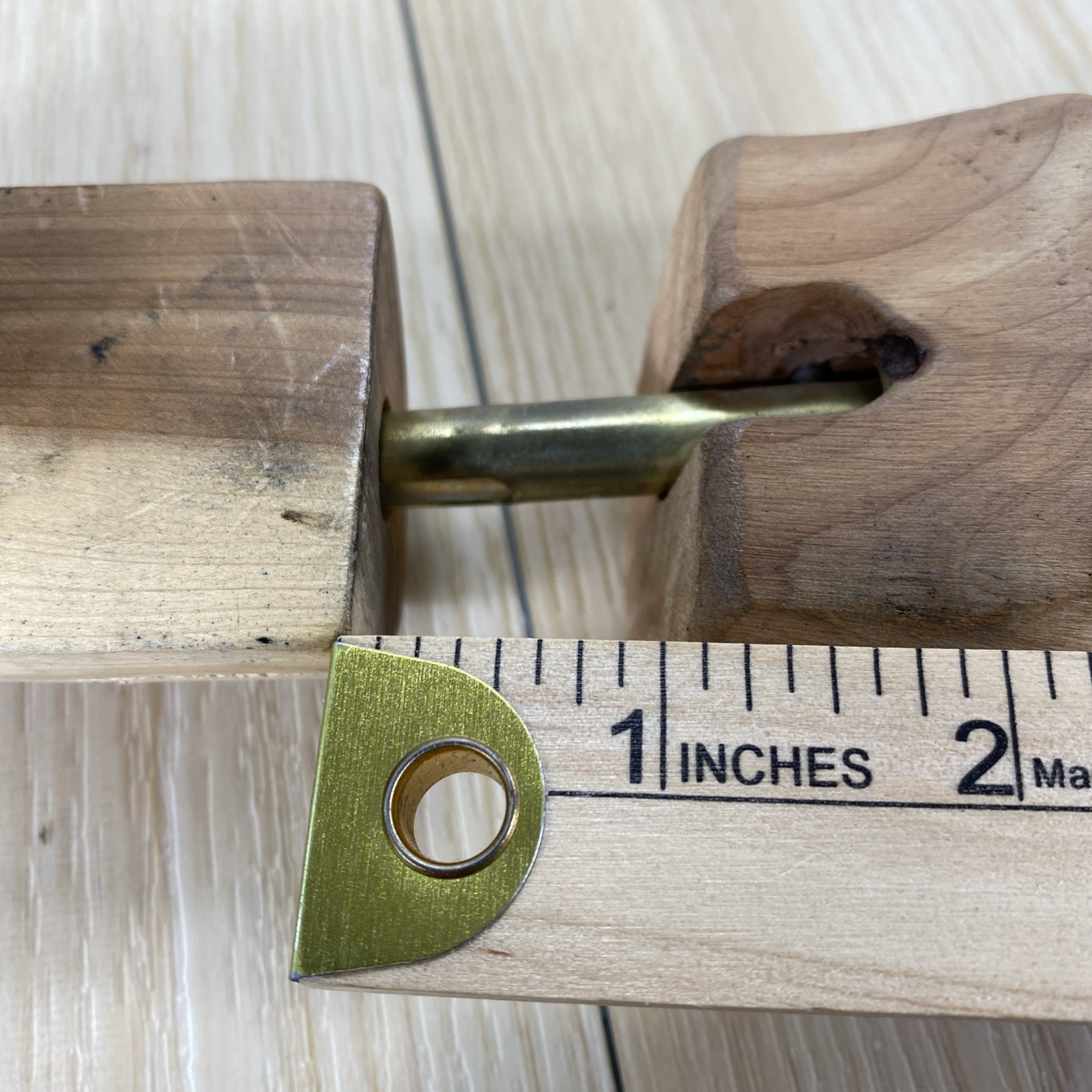 Cole Han Cedar Shoe Tree Stretchers Size Medium