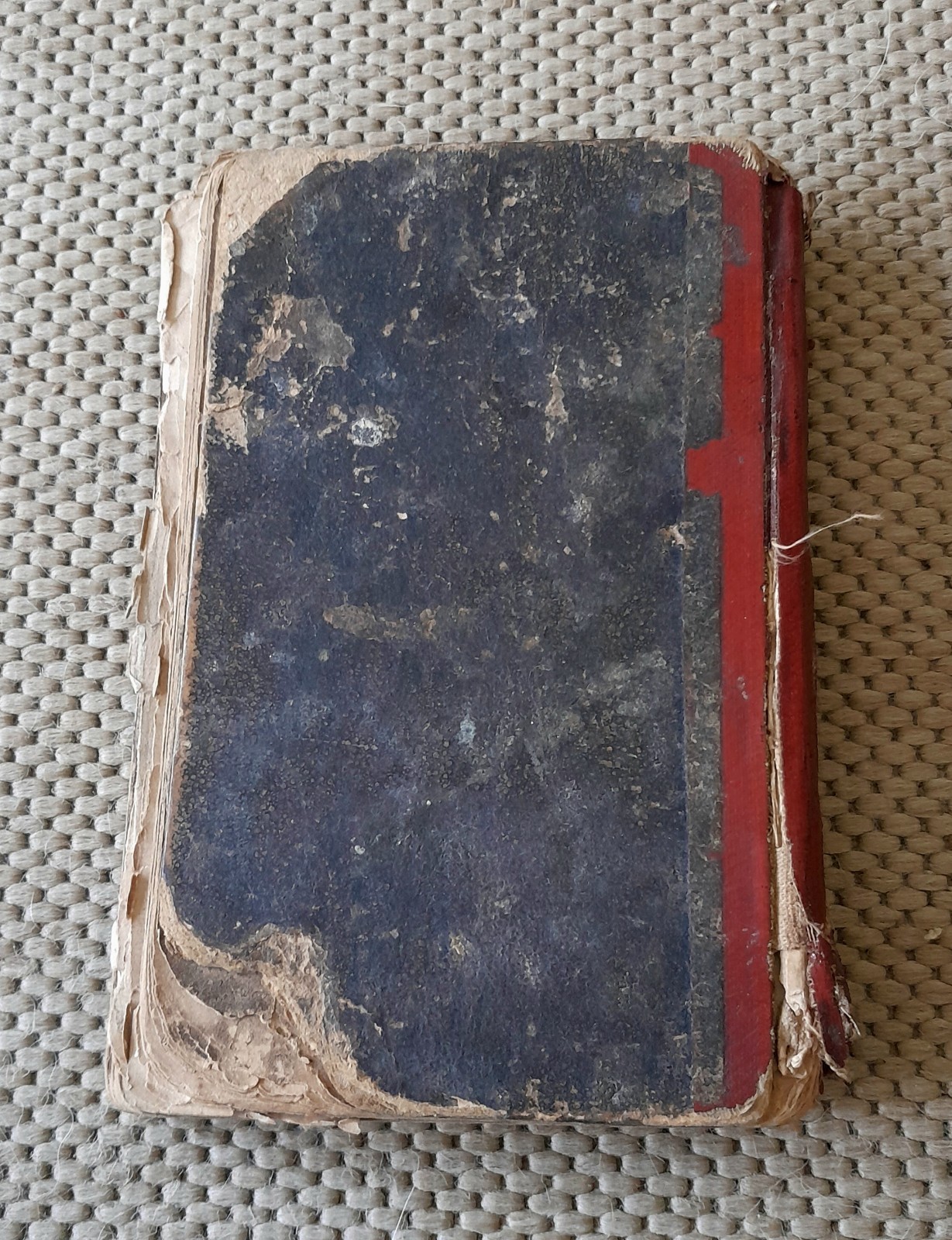 ANTIQUE HANDWRITTEN COOKERY RECIPE NOTEBOOK OF SWEET & SAVOURY DISHES, c1900