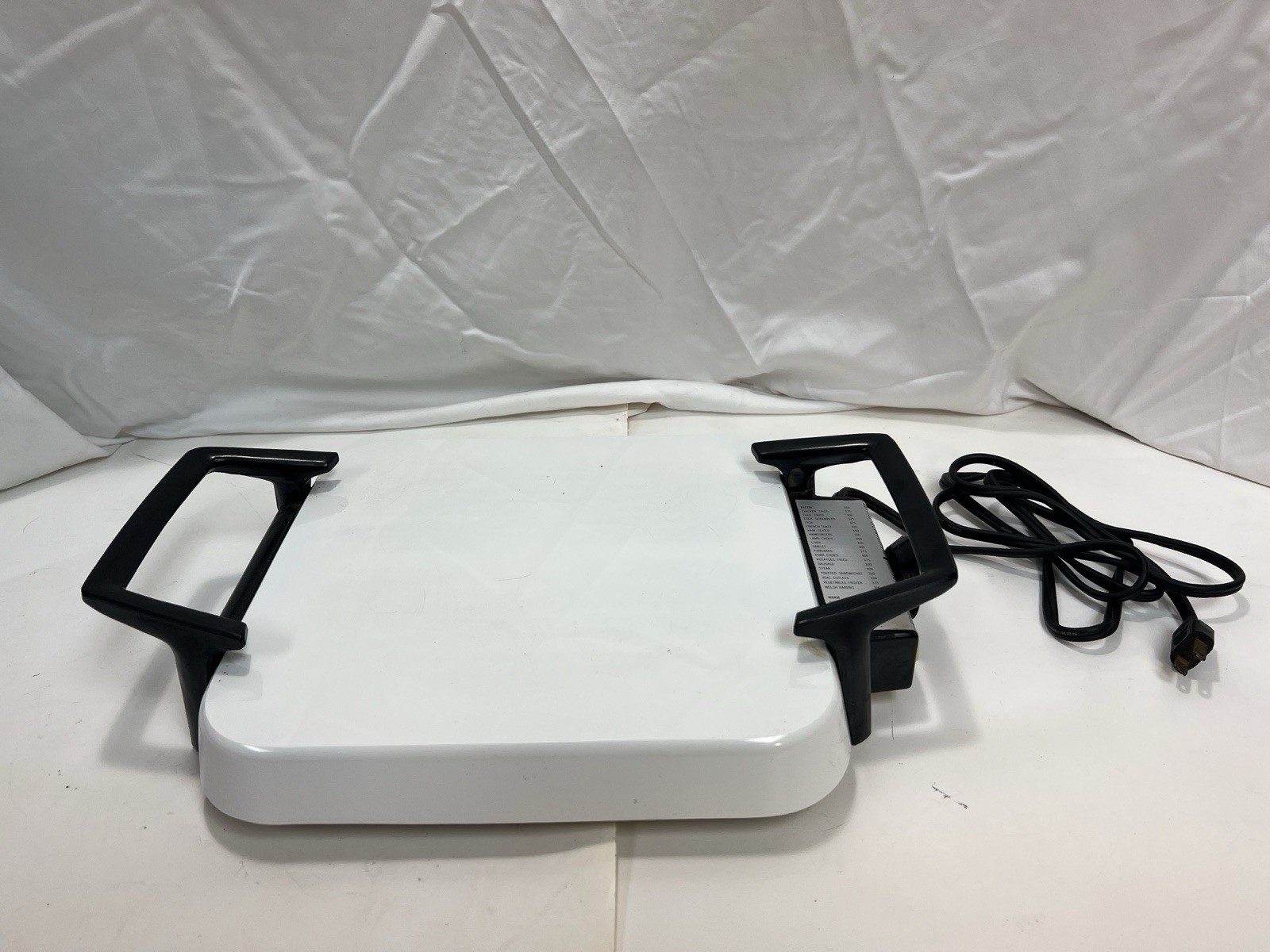 Vintage Corning Ware Electromatic Electric Skillet Hot Plate Warmer P-12-ES