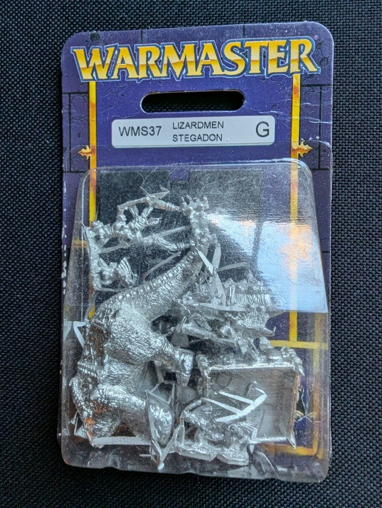 Games Workshop Warhammer  Warmaster Lizardmen Stegadon  NIB - Rare  10mm