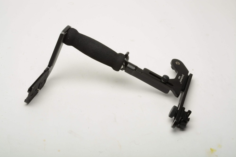 Promaster 5528 Camera Flash Mount Bracket Frame Grip, Nice quality