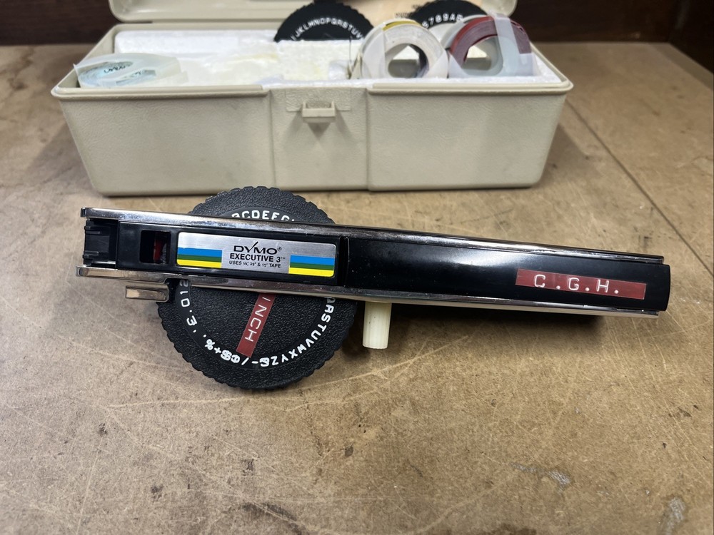 Dymo 1575 Executive 3 Label Machine With Extras