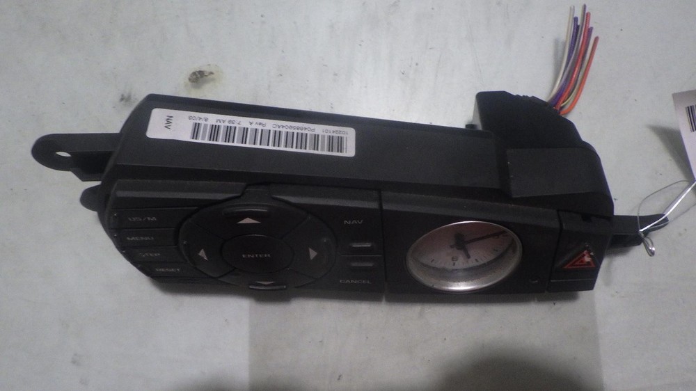 04 CHRYSLER PACIFICA Info Screen 04685904AC