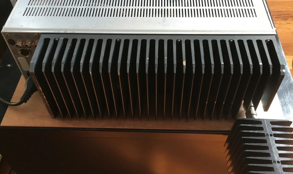 EUROTEL 20 WATT ANALOG 5 WATT DVB-T UHF REPEATER-TRANSMITTER TESTED