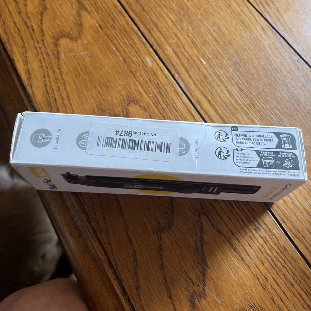 “Selfie Show” Stick/ Tripod-Wireless Remote~ iphone /android~ Model Q01