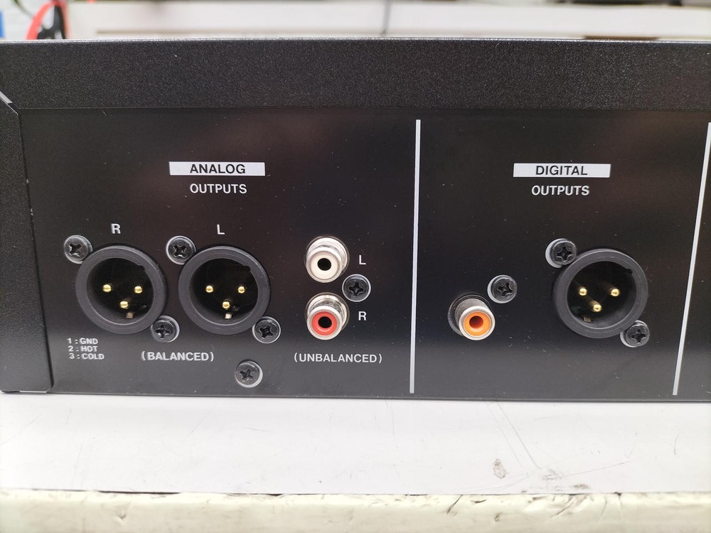 TASCAM CD-6010 CD player #BE11017