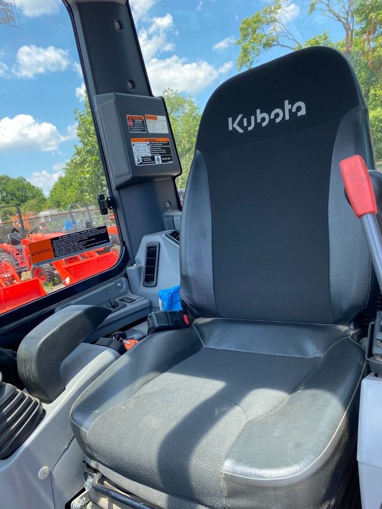 KUBOTA Kx033-4