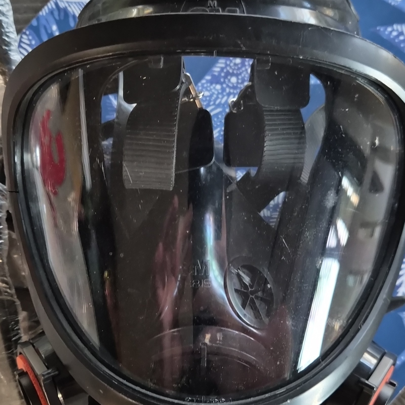 3M 7000 Series Full Face Respirator Mask Size M, MPN 701, Full Face Coverage