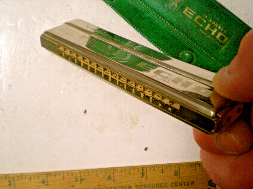 Hohner Echo Harmonica With Case